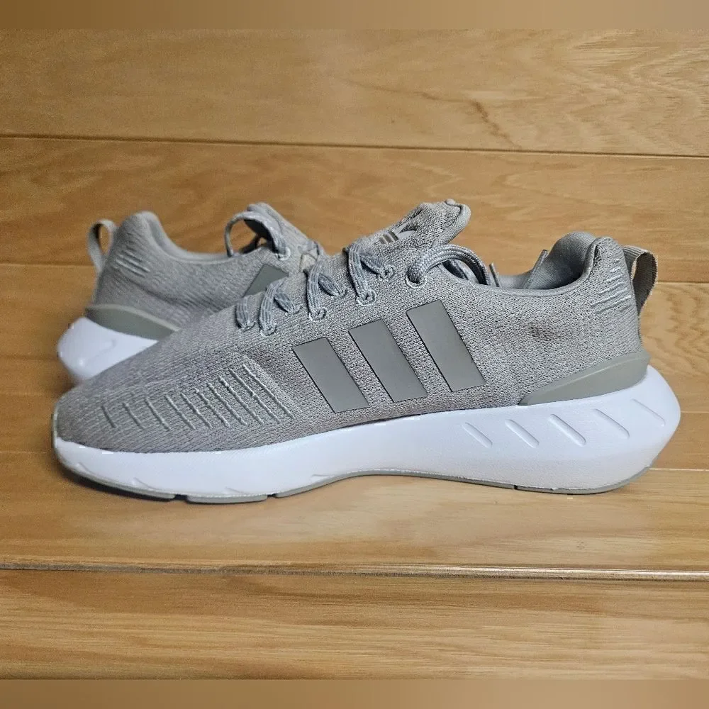 Adidas Swift Run 22 Size 5.5 Youth Kids Sesame White Shoes Sneaker GZ0797